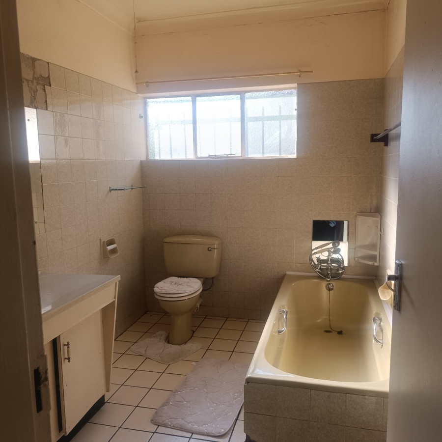 5 Bedroom Property for Sale in Sasolburg Ext 3 Free State